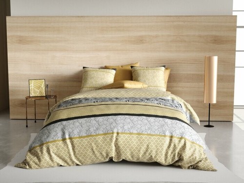 Parure de lit Narnia avec housse de couette et taies d'oreiller imprime 260 x 240 cm Les Ateliers du Linge 260 X 240 IMPRIME - Maison