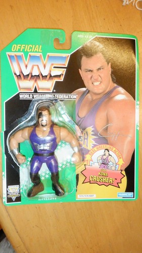 WWF HASBRO CRUSH KONA CRUSHER GREEN CARD 1994 acti...