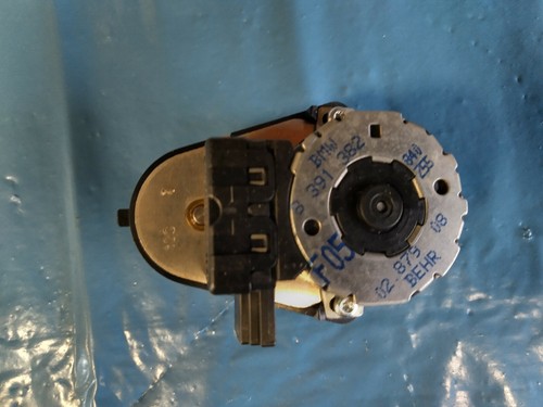 BMW 3er E46 Stellmotor Heizung Gebläse Klima 8391382
