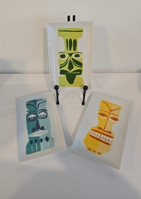 3 JANE DIXON Crate & Barrel Appetizer Olive Porcelain 8  Tiki Face Plates 2016