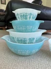 Vintage PYREX 4 Piece Turquoise Amish Butterprint Cinderella Mixing Bowl Set