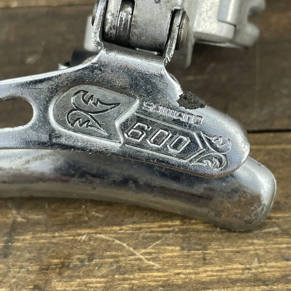 Vintage Shimano 600 Front Derailleur Road Bike Japan 28.6mm Arabesque - Image 2 of 4