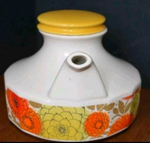 Vintage McCoy Pottery Squat White/ Orange Octagon Daisy Design Teapot  1970s