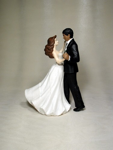 Interracial African American Groom Caucasian Bride 6" Wedding Caketop FD30
