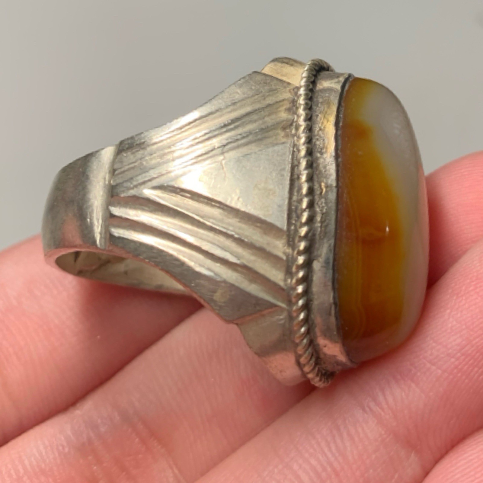 Exquisite Vintage Solid Silver Statement Ring wit… - image 6