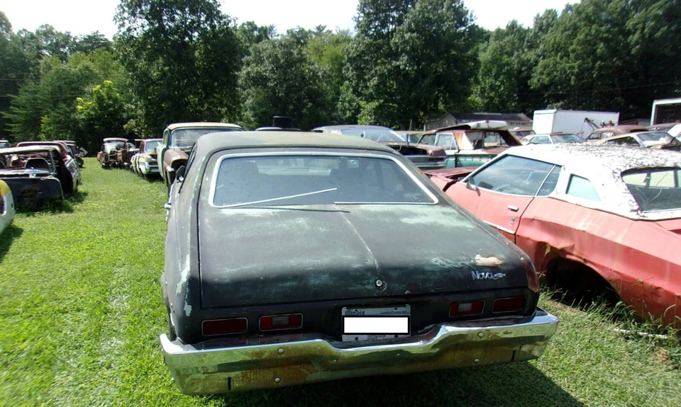 par de cinturones de seguridad usados Chevy Nova 1973 hatchback superior hombro Chevrolet Foto 2 de 4
