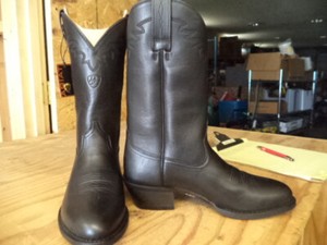 ariat sedona