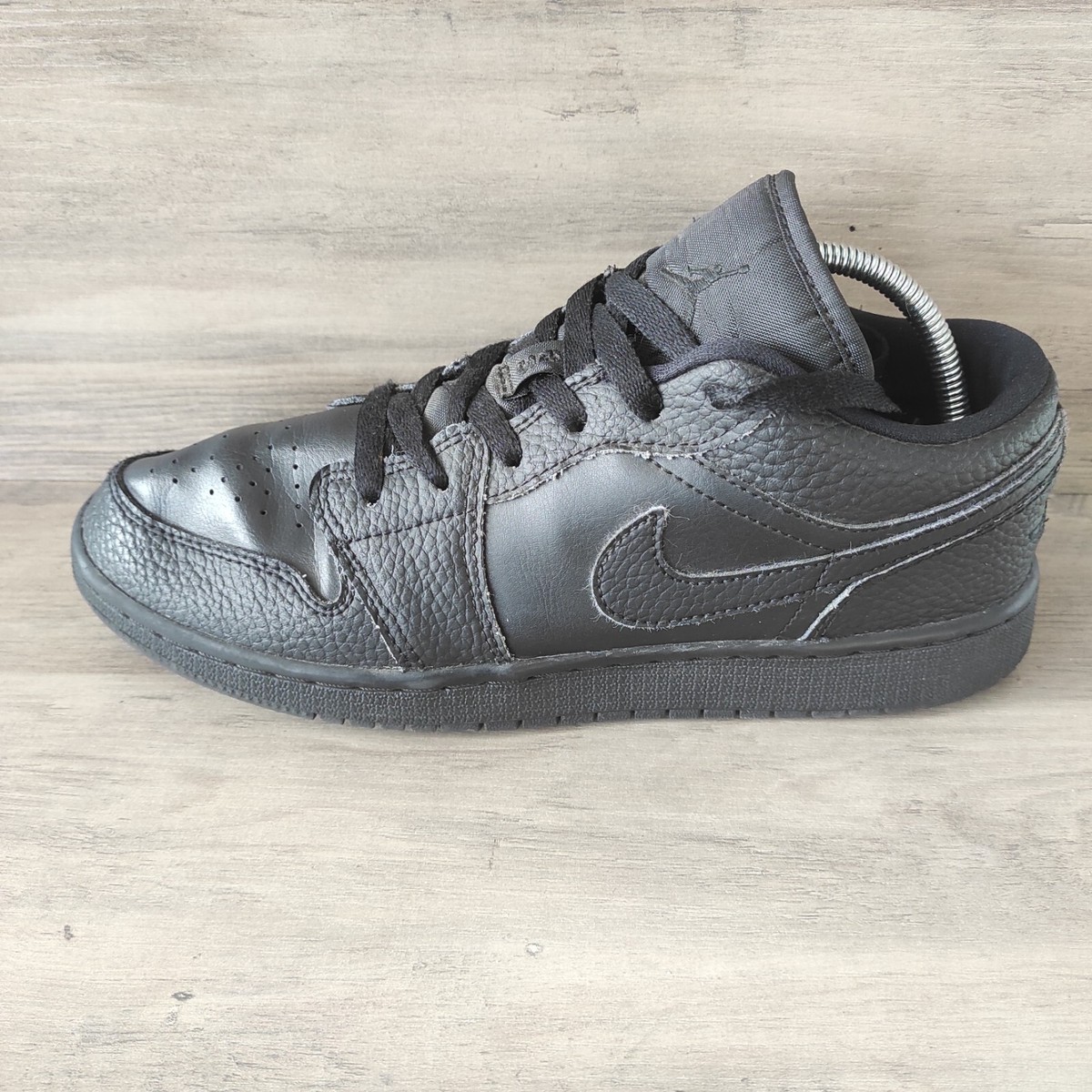 jordans junior size 6