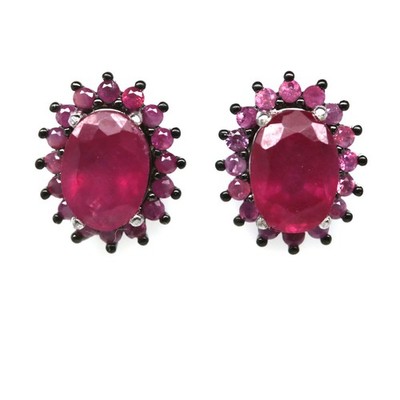 PNG Thailand Handgefertigte Ohrringe mit Pink Ruby & Pink Sapphire, 5 x 7 mm