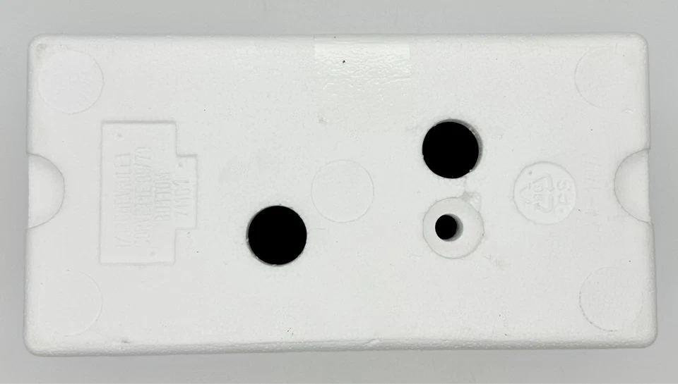 Chevy Corvette Datyona 1969 AutoArt Millennium 71161 amarillo edición limitada 1/18 nuevo certificado de autenticidad Foto 3 de 4