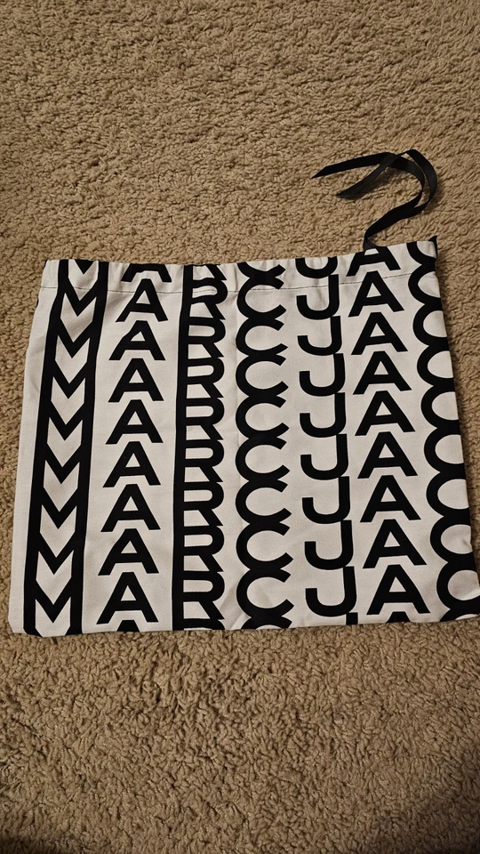 NWT ¡Agotado! MARC JACOBS El mini saco de guepardo Bolso de cuero granulado Leopardo Foto 2 de 4