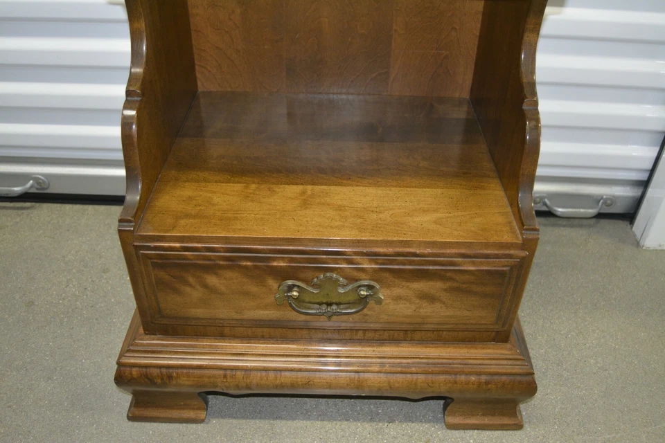 Ethan Allen Classic Manor Cabinet Nightstand Night Table Vintage #15-5206 #204  - Image 4 of 4