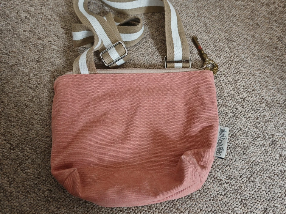 Annie with Alex bag - Image 2 of 4