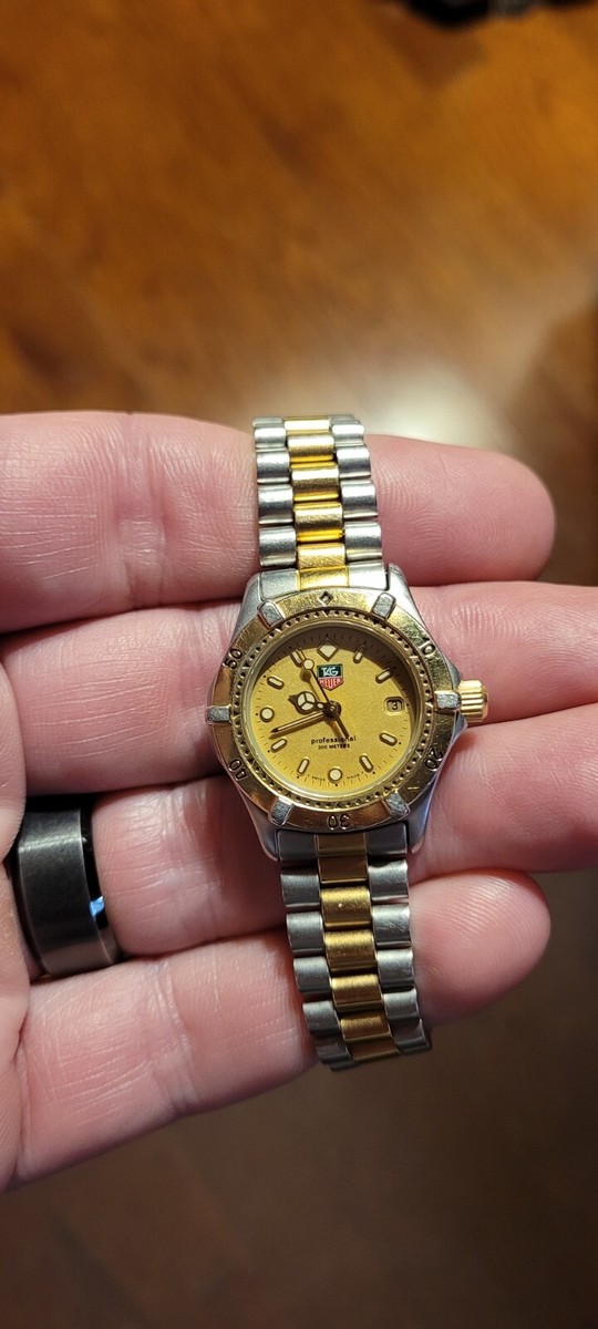 Tag Heuer Womens 2000 Series Professional Watch Gold