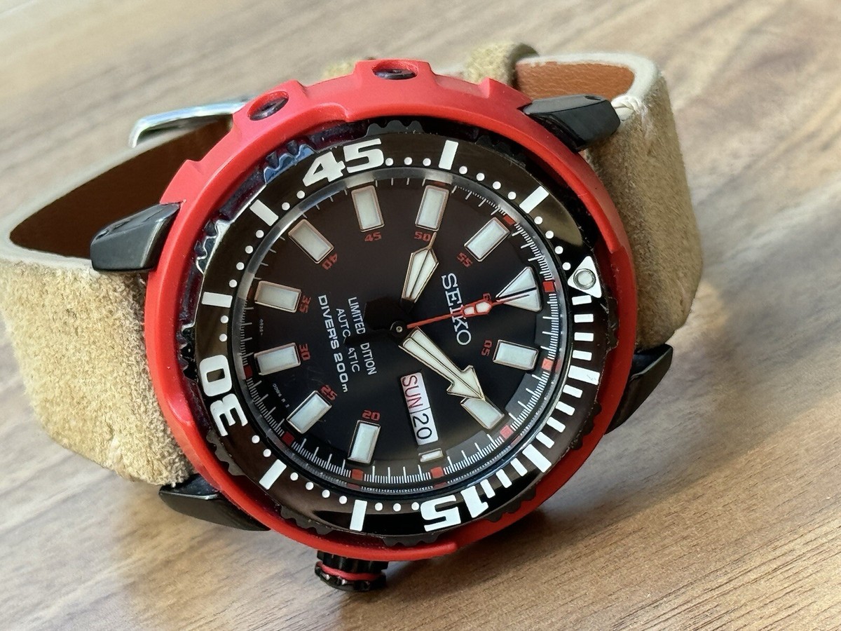 Seiko 4R36 00T0 Brown Diver Baby Tuna Limited Edition Red Seiko 4R36 00T0 Brown Diver Baby Tuna Limited Edition Red