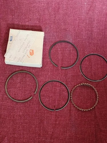 PISTON RING SET *{B,N&EC OS:0.5}*