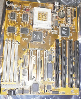Socket 7 baby AT motherboard ALD PCI 6503 PCI ISA IDE 430VX EDO - Image 1 of 4