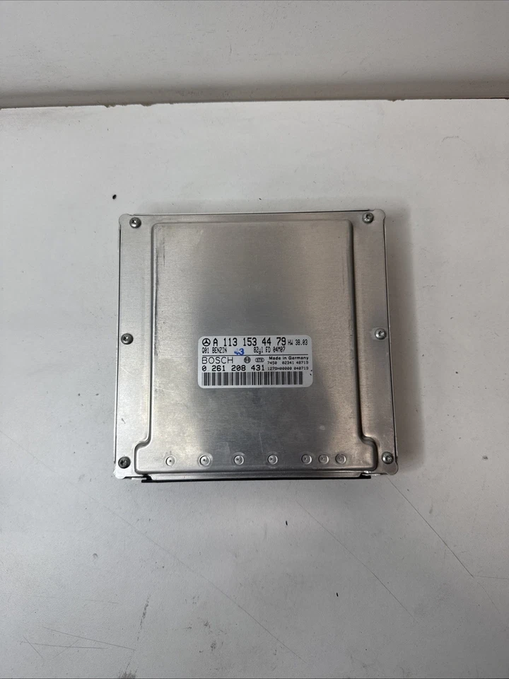 03-06 Unidad de módulo de control del motor ECU 1131533479 OEM MERCEDES R230 SL500 S430 Foto 2 de 4