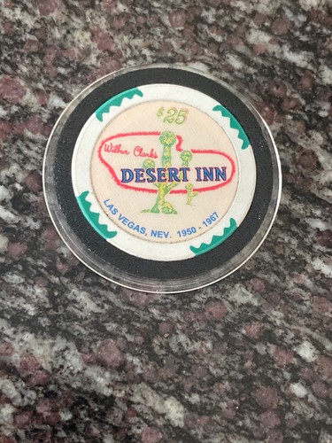 $25.00 ----  Wilbur Clark’s Desert Inn $25.00 Casino Chip 1950/1967 casino
