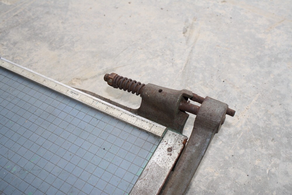 Premier Martin Yale 24" Heavy Duty Guillotine paper cutter trimmer shear USED