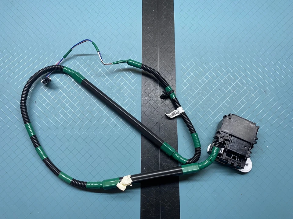 Cerradura de puerta lavadora Whirlpool Maytag P# W11032875 W11543566 W11394572 W11700916 Foto 3 de 3