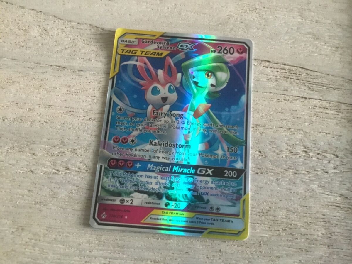 Gardevoir & Sylveon GX - 130/214 - Ultra Rare