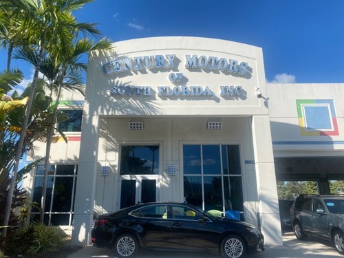 2013 Lexus 4dr Sdn LOW MILES 17,959 1 OWNER 