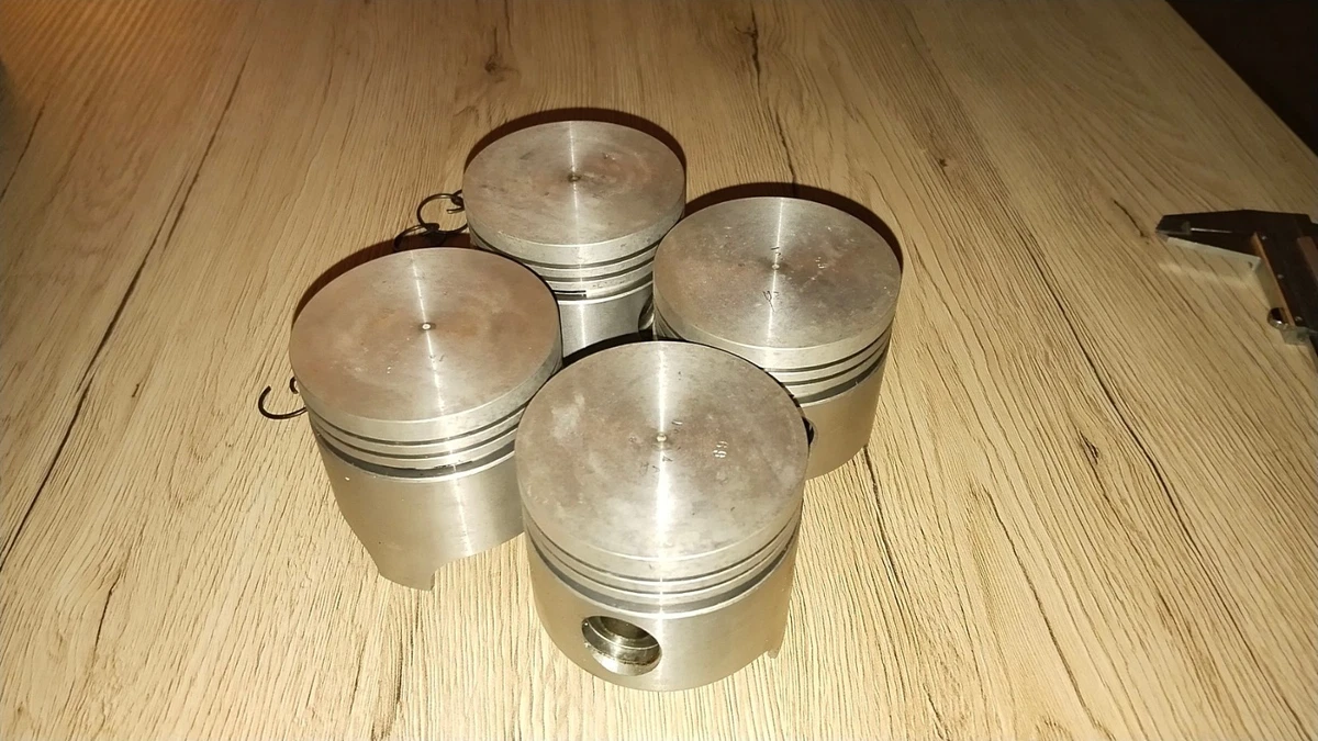 Set Complet Pistons Borgo Pour Simca Aronde 1221 72mm – Neuf Jamais Montés