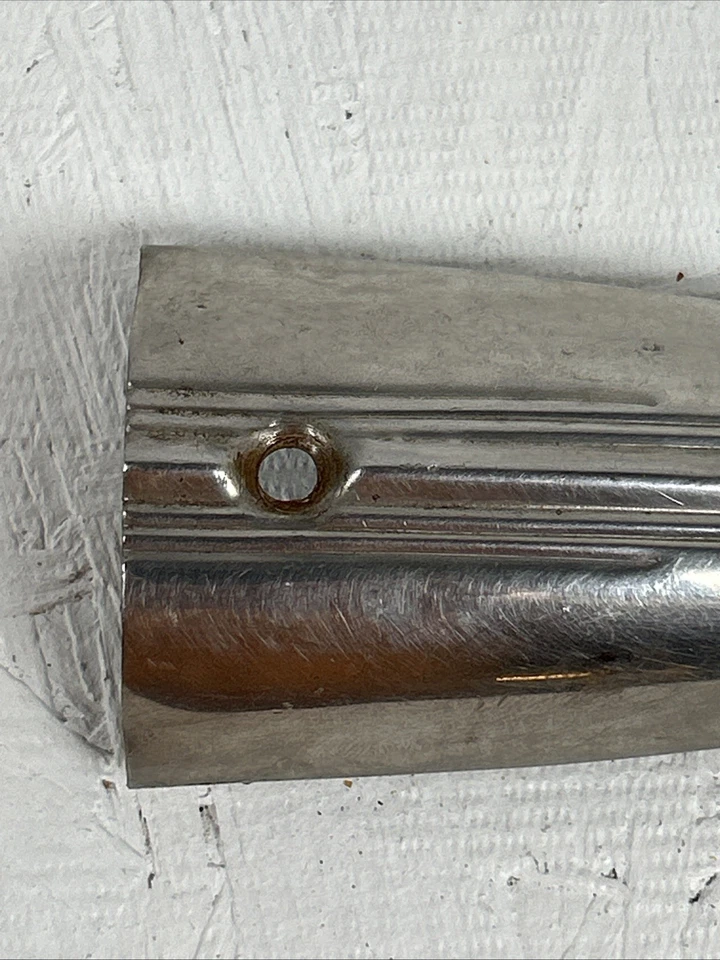 Moldura original 1941 Ford Super Deluxe para-lama dianteiro tampa de luz de estacionamento FoMoCo - Imagem 2 de 4