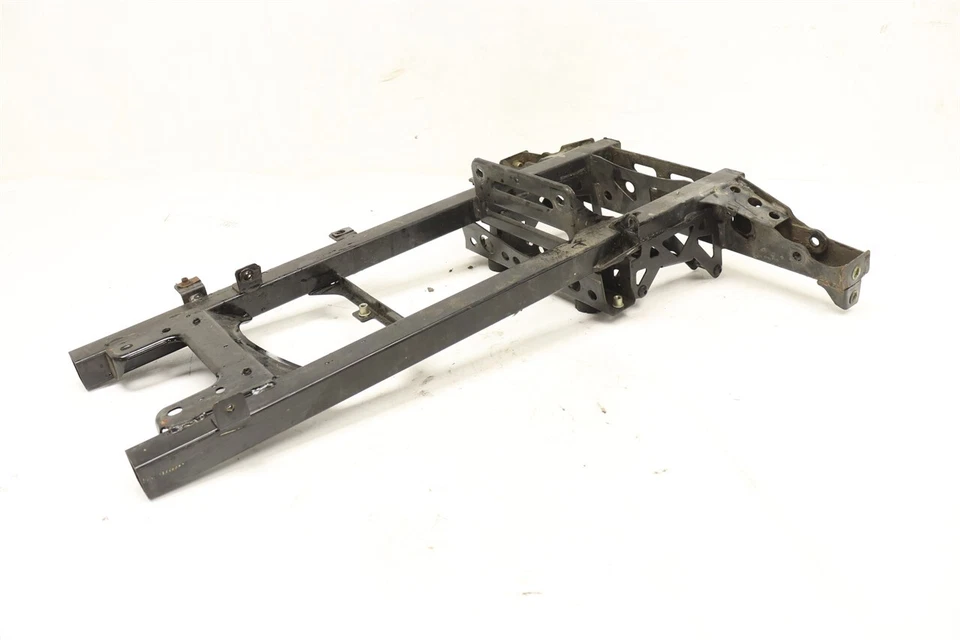 Can-Am Outlander MAX 800 XT 14 Frame Tail Black 705202295 46498 - Imagem 2 de 4