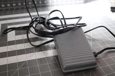 FDM ELECTRONIC KD-1902 SEWING MACHINE FOOT PEDAL 3 PRONG CONNECTOR W17 J1.5