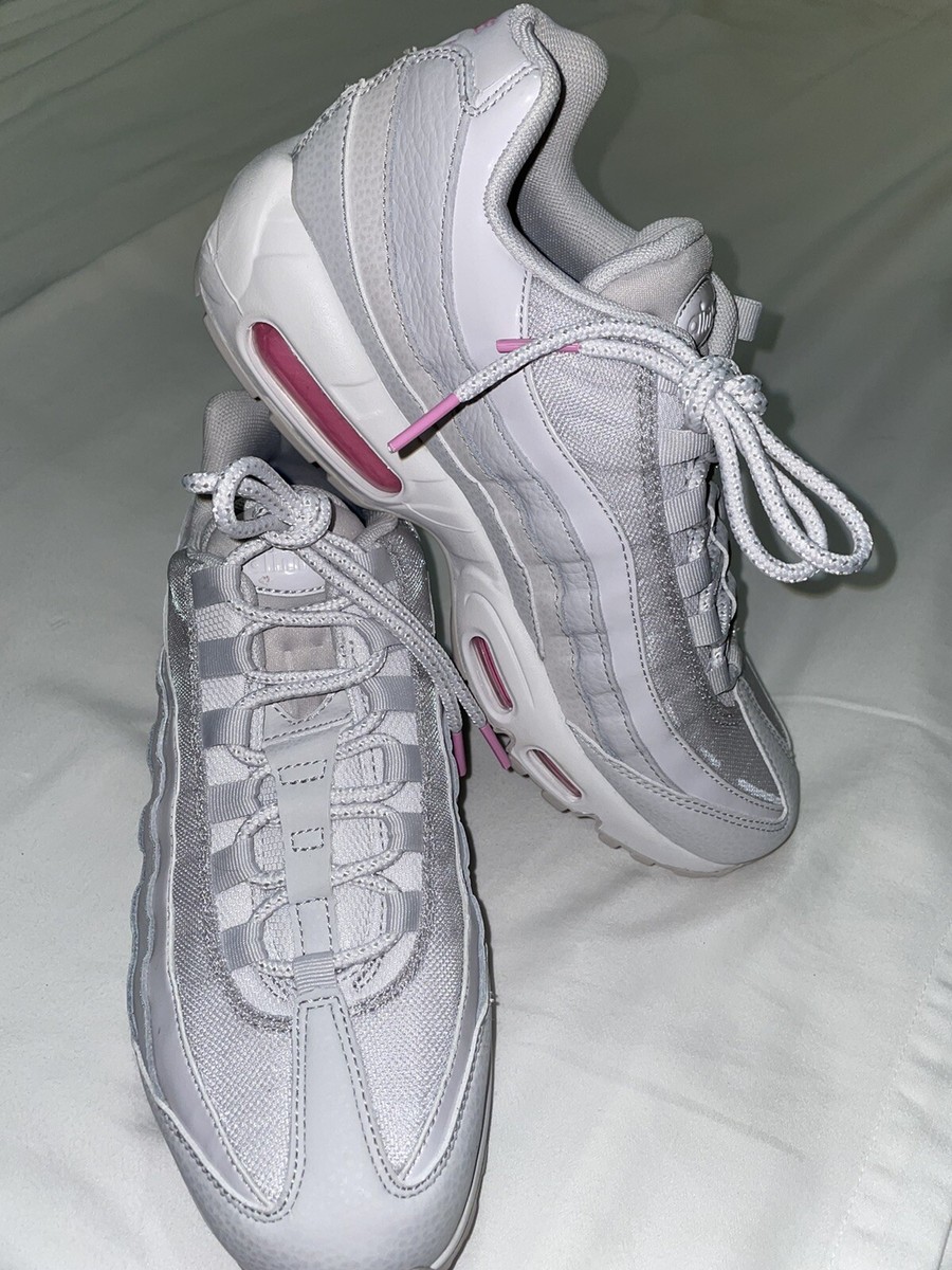 海外限定!! Nike Women's AIR MAX Max 95 'Psychic Pink' The Air Max 95 Arrives With “Psychic Pink” Pops | House of Heat°