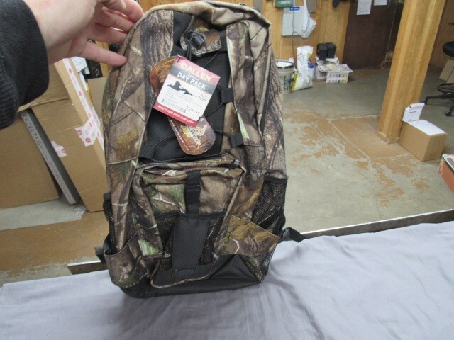 Allen Pagosa Day Pack 1600 Cubic inches, Model 19090B