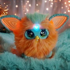 Peluche Interactive Furby 2023 Hasbro Corail Lumineux Jouet Électronique Testé 