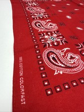 VTG All Color Fast Bandana Handkerchief Cotton Red Paisley USA 21 X 20  