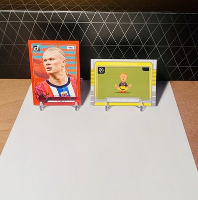 Erling Haaland- Pitch Kings SP Red Canvas & Topps 8-Bit Ballers SP