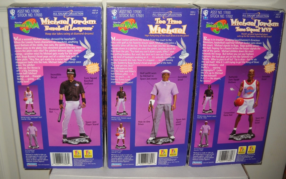 8072 Vintage Playmates Space Jam - 3 Michael Jordan Figures & 2