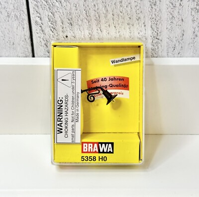 Brawa #5358 Mounted Light Lamp HO Preowned. New In Box.