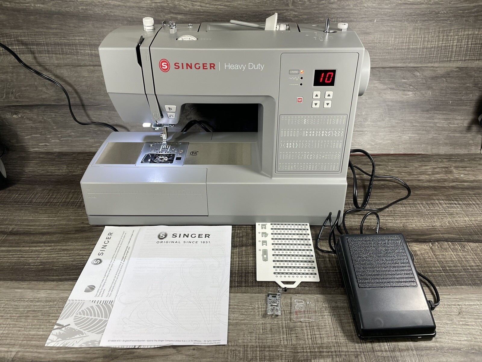 SINGER Heavy Duty 6600C Computerized Sewing Machine 37431887122 eBay