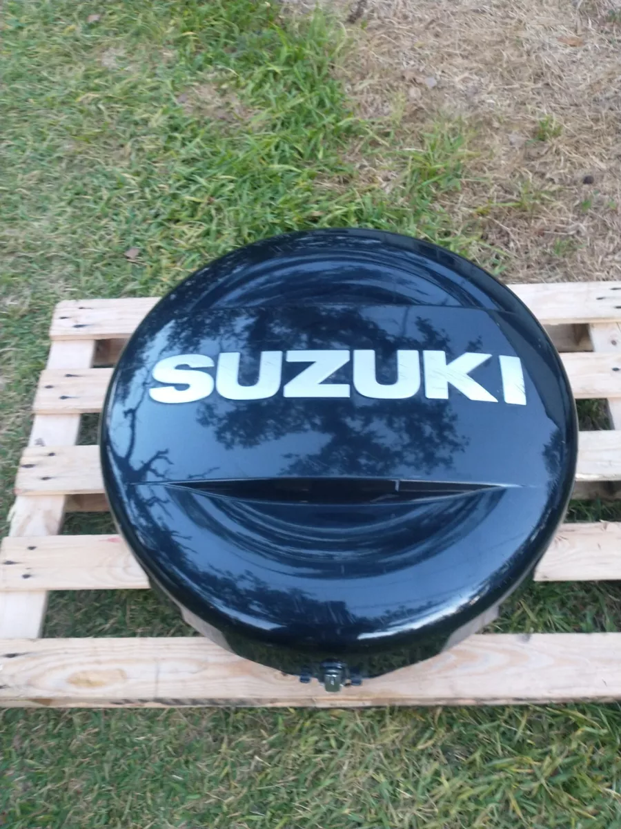 Suzuki grand vitara on sale spare tire cover
