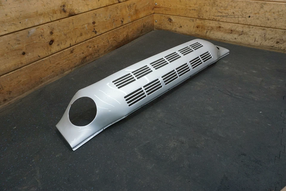 Painel difusor tampa inferior prata fabricante de equipamento original Maserati Merak 1975 - Imagem 4 de 4