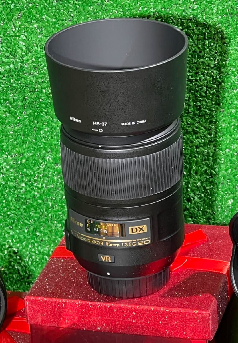 Nikon AF-S Micro Nikkor 85mm f 3.5 G ED VR Lens Kit With Ring