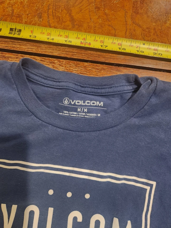 Volcom modern fit blue t-shirt men's sz Medium #S21 - Image 2 of 3