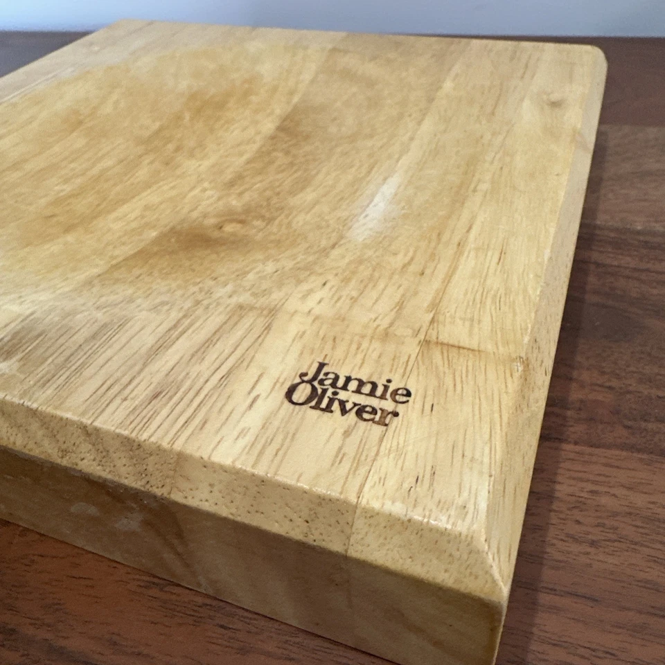 Tabla de cortar hierbas de madera cuadrada Jamie Oliver y mezzaluna Foto 4 de 4