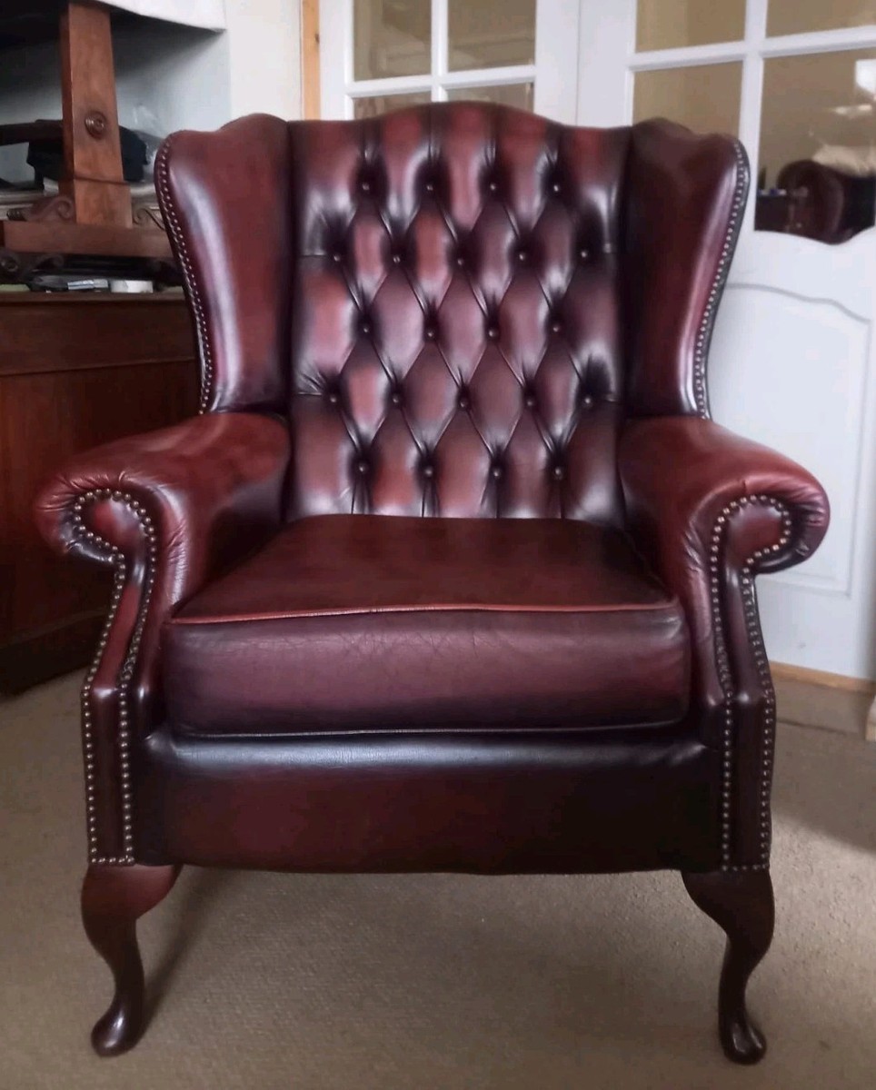 Saxon Chesterfield Classic Antique Rust Leather Armchair UK