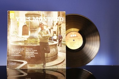 Yves Montand   [Yves Montand] (CBS 63446) 1968 French Chanson LP EX/VG+