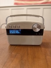 Saregama Caravan Portable Channel Radio Bluetooth Am/FM White With Charger