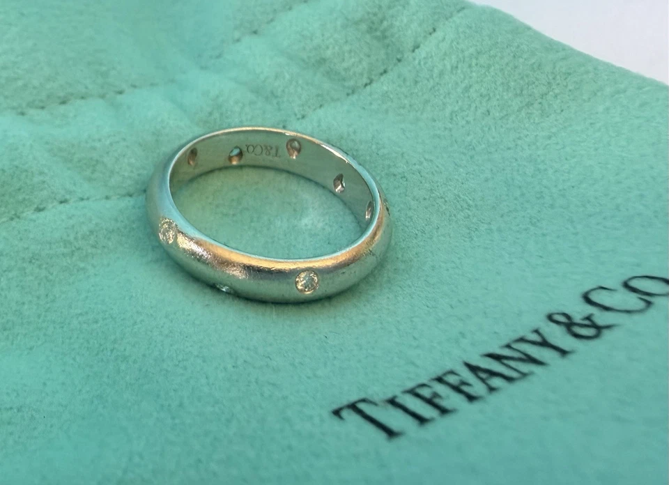 $3300 Tiffany & Co. Etoile Platinum Diamond 4mm Wedding Anniversary Band Ring - Image 2 of 4