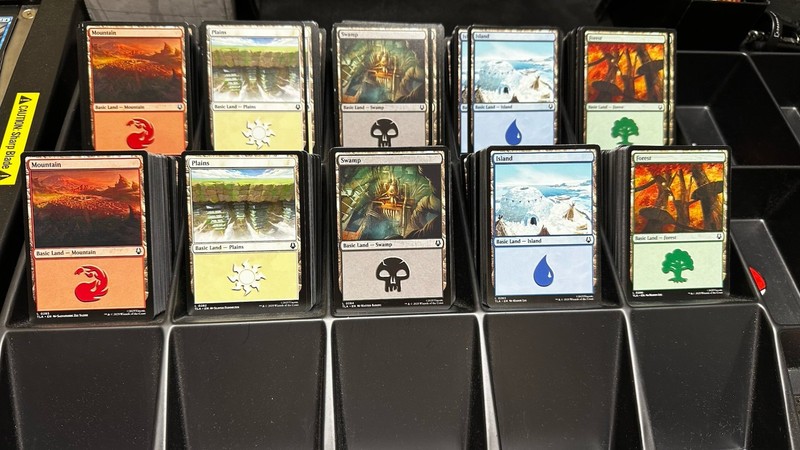 100 Magic the Gathering Basic Land Cards Lot - 20 of each type