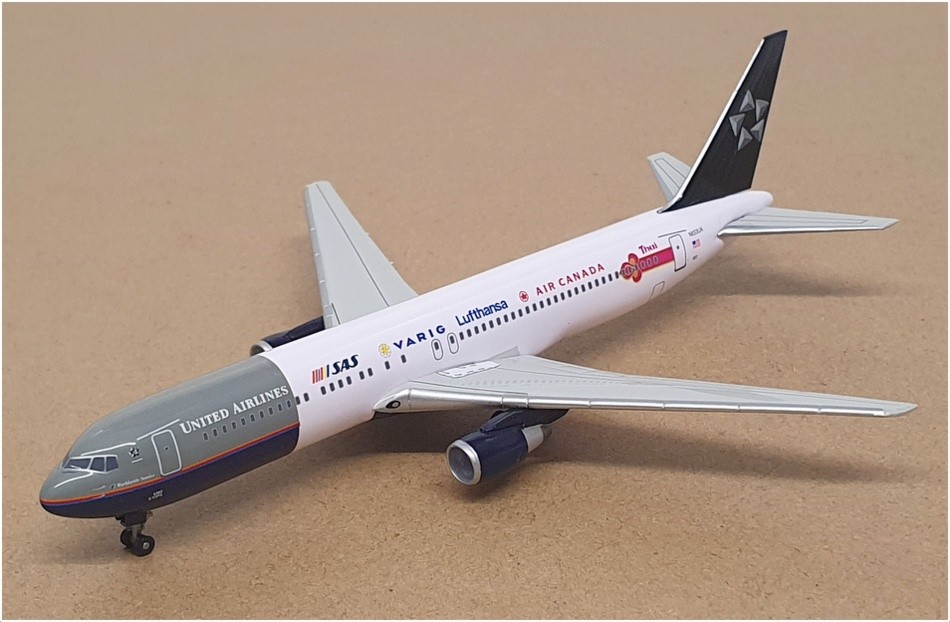 Dragon Wings 1/400 Scale 55436 - Boeing 767-322 Aircraft